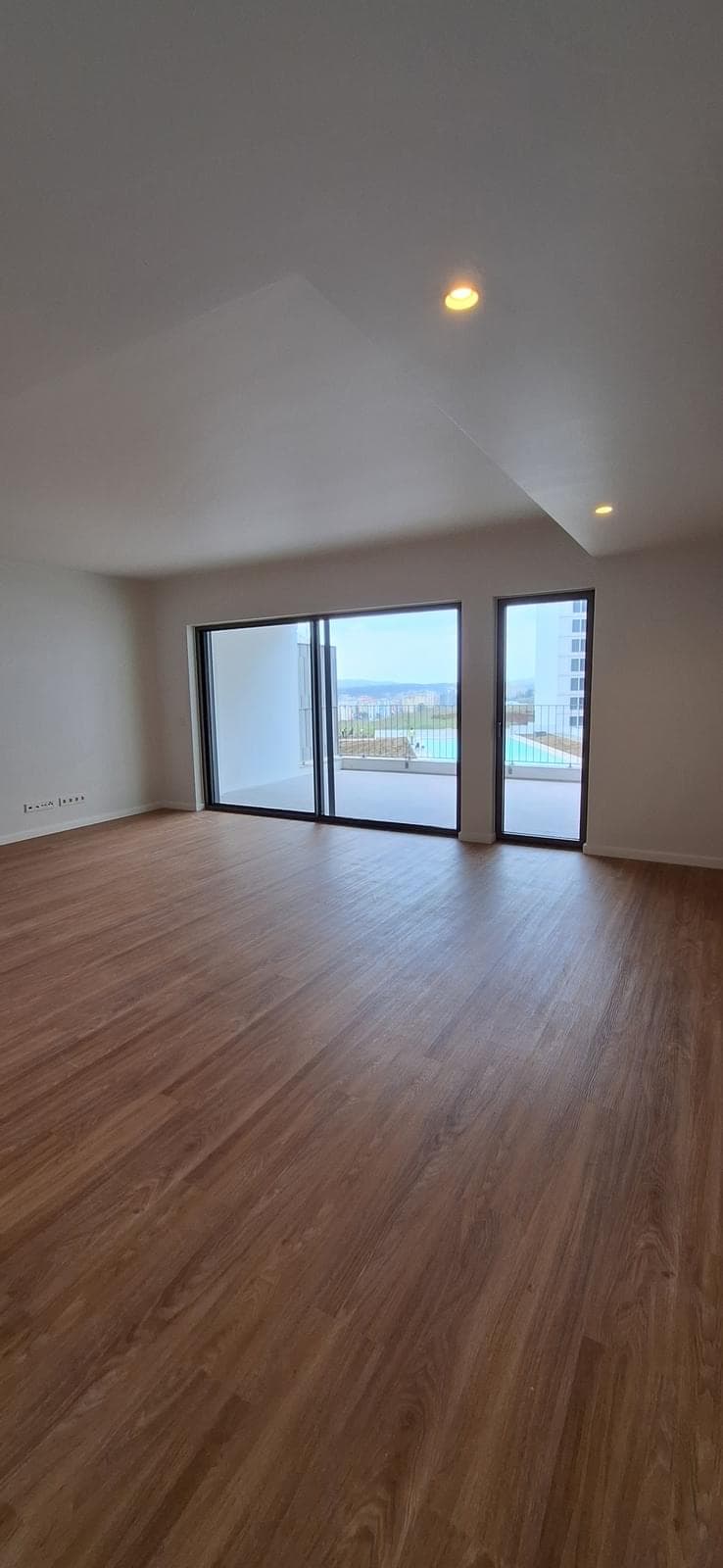 Apartamento T2 com jardim, Loures - Imagem 6