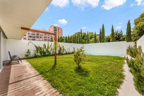 PF39939 - Moradia em Banda T4 com piscina, Paço do Lumiar, Lisboa - Imagem 14