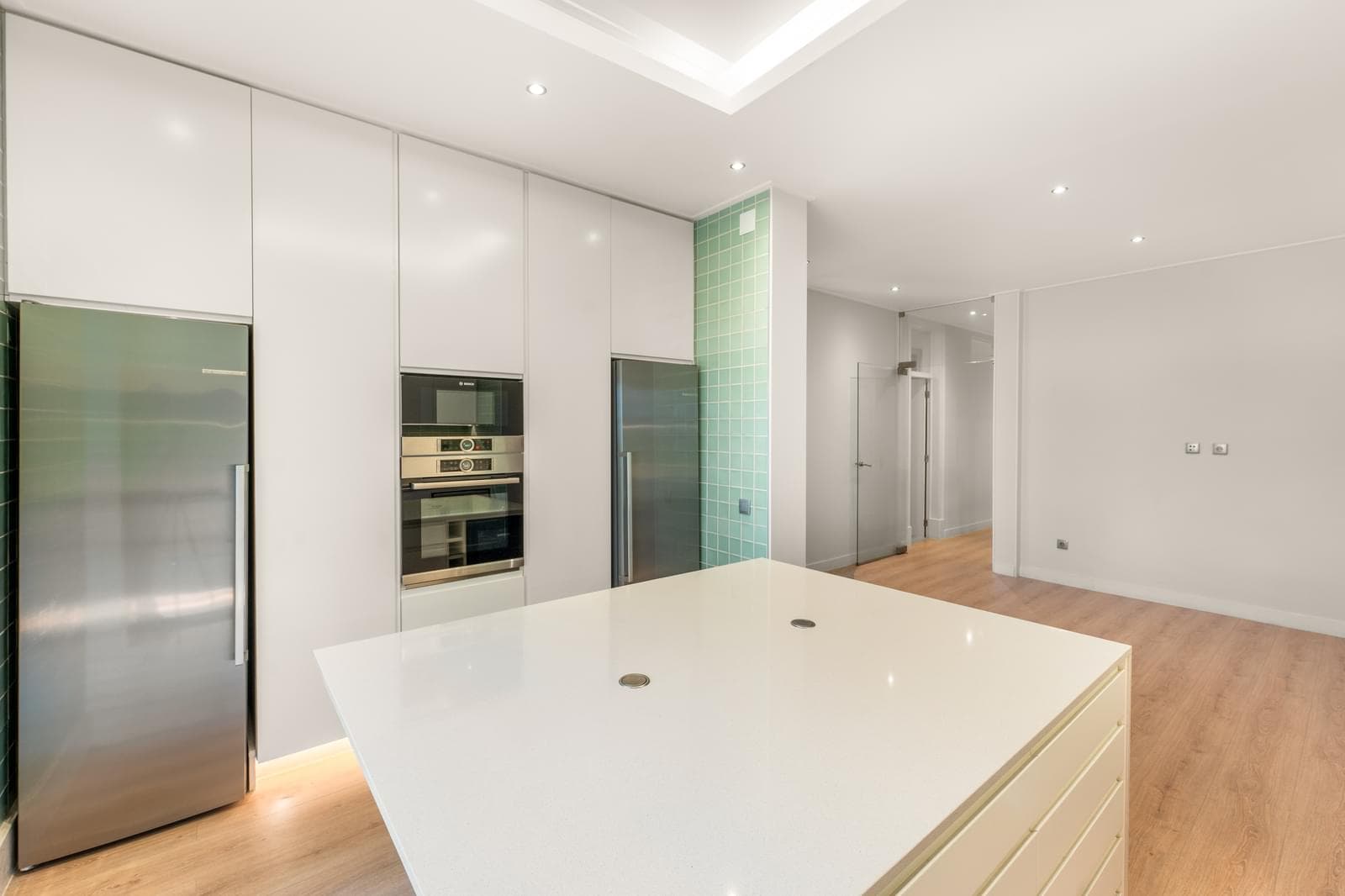Apartamento T4 com varanda, Avenidas Novas, Lisboa - Imagem 4
