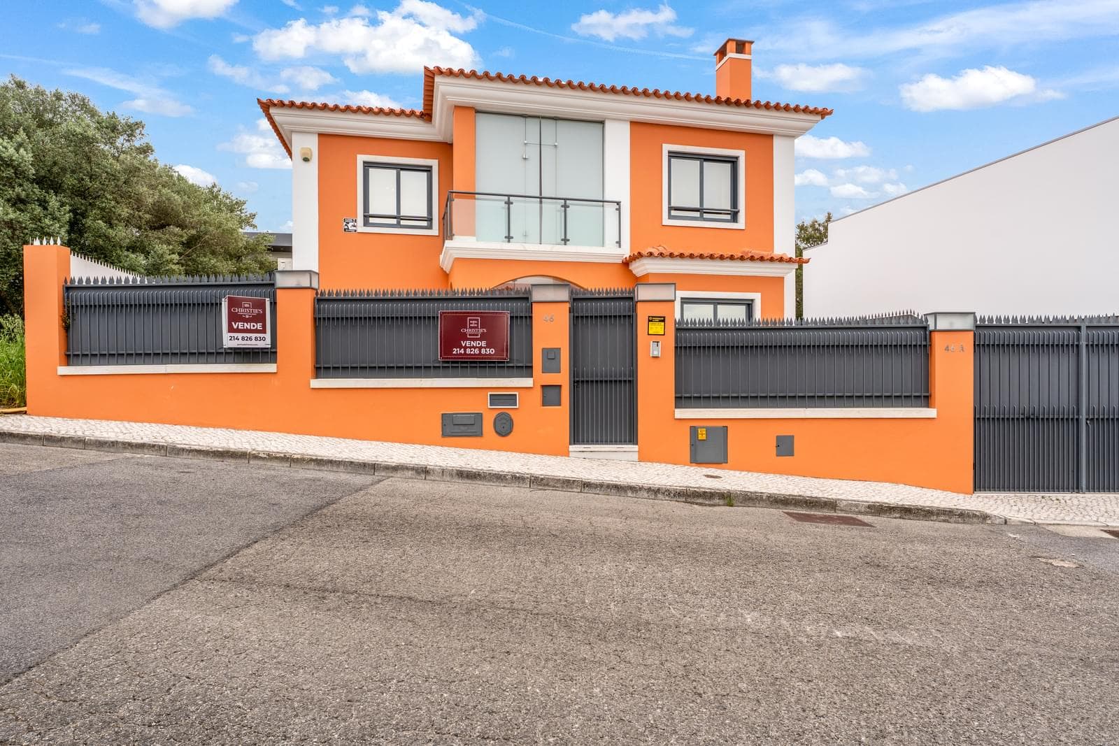 Moradia Isolada T3 + 2 com piscina, Alcoitão, Cascais - Imagem 1