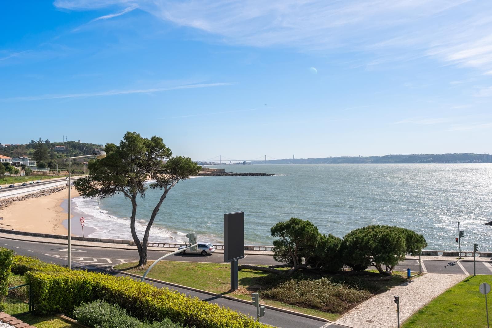 Apartamento T3 com jardim, Paço de Arcos, Oeiras - Imagem 1