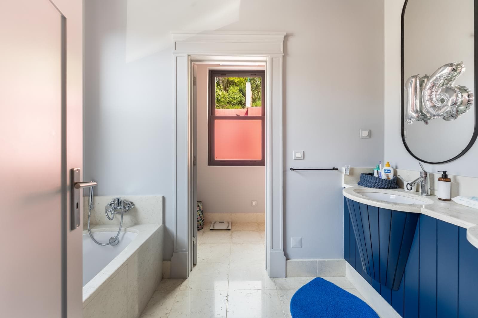 5 Bedroom House with swimming pool, Cascais - Image 26