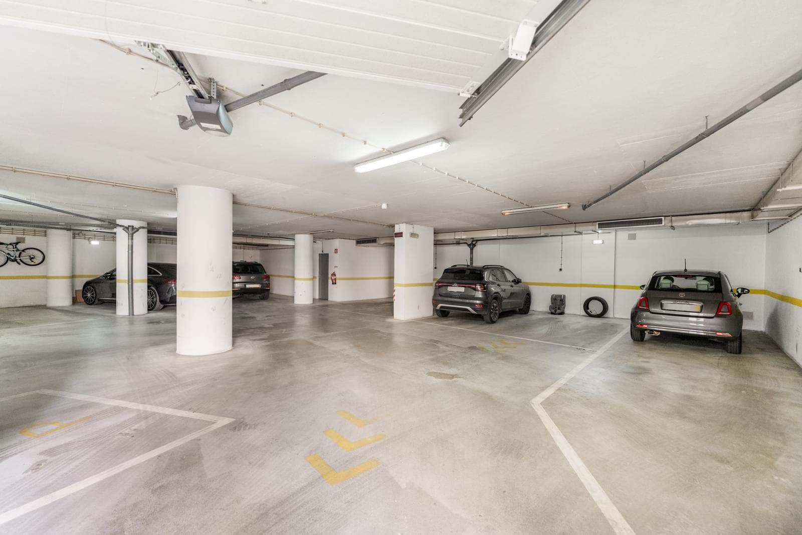 Appartement 3 pièces avec parking, Entrecampos, Lisboa - Image 14
