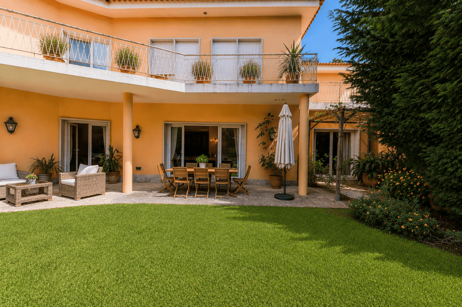 Moradia T6 + 2 com piscina, Cascais - Imagem 2