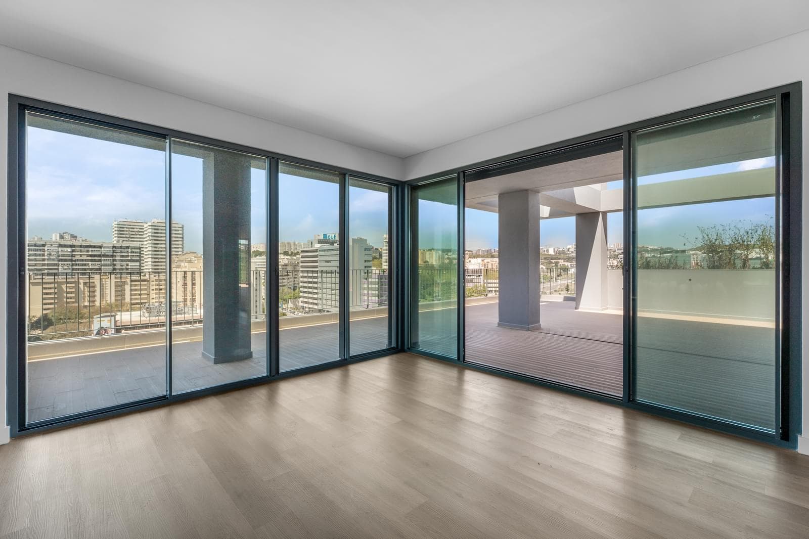 Apartamento T4 com piscina, Miraflores, Oeiras - Imagem 12