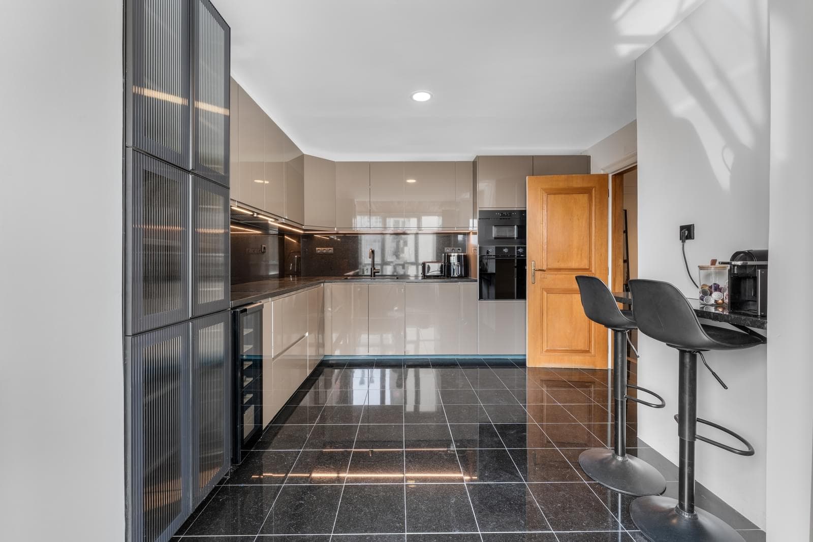 Apartamento T2 com piscina, Infante Santo (Prazeres), Lisboa - Imagem 5