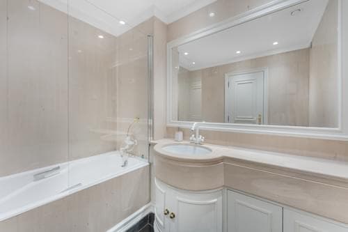 PF40198 - 2 Bedroom Apartment with swimming pool, Infante Santo (Prazeres), Lisboa - Image 14