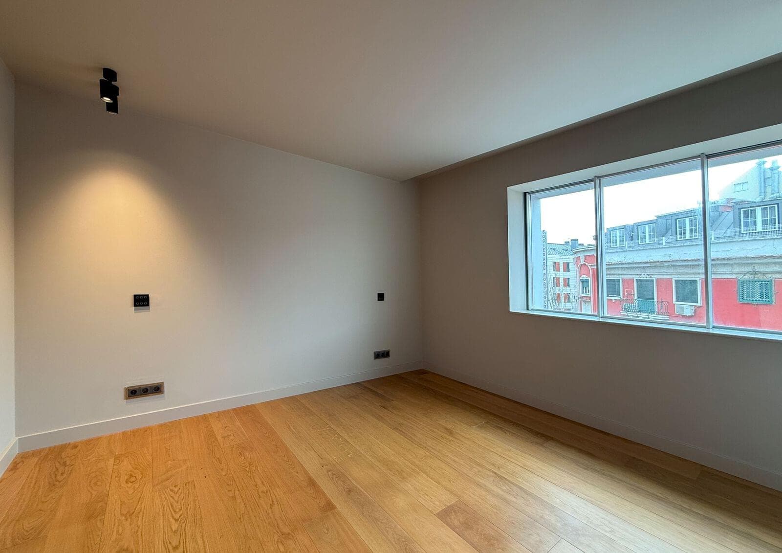 Apartamento T3 com estacionamento, Saldanha, Lisboa - Imagem 24