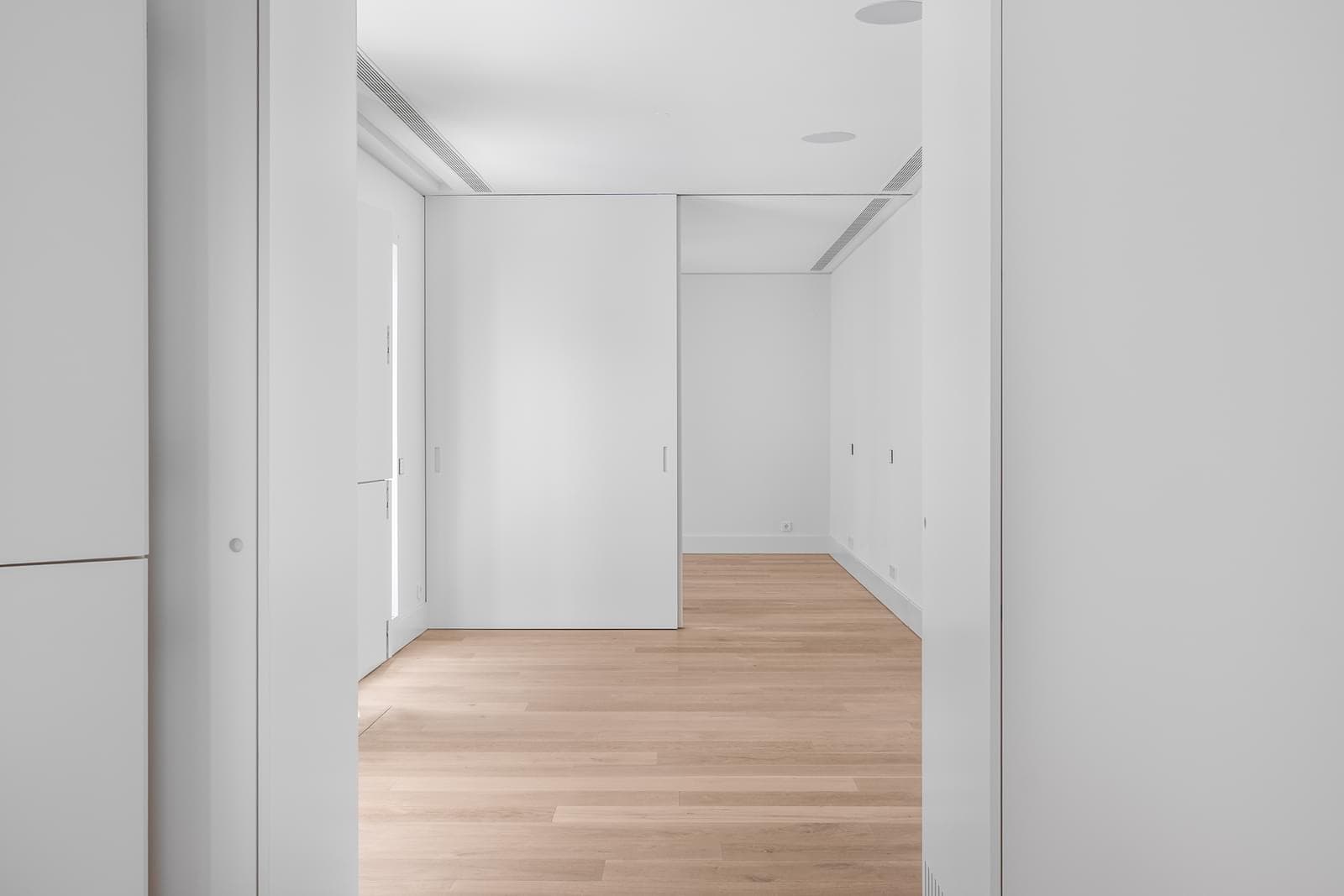 Apartamento T1 com jardim, Santos, Lisboa - Imagem 15
