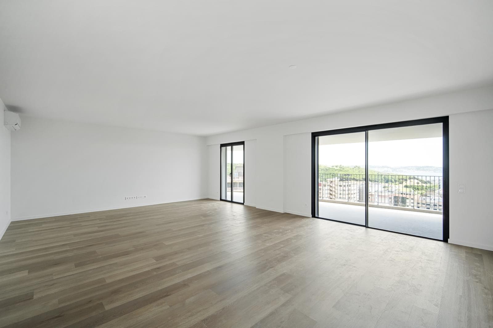 Apartamento T4 com piscina, Miraflores, Oeiras - Imagem 10