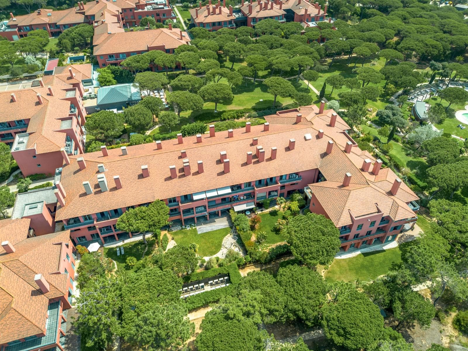 3 Bedroom Duplex with swimming pool, Quinta da Marinha, Cascais - Image 35