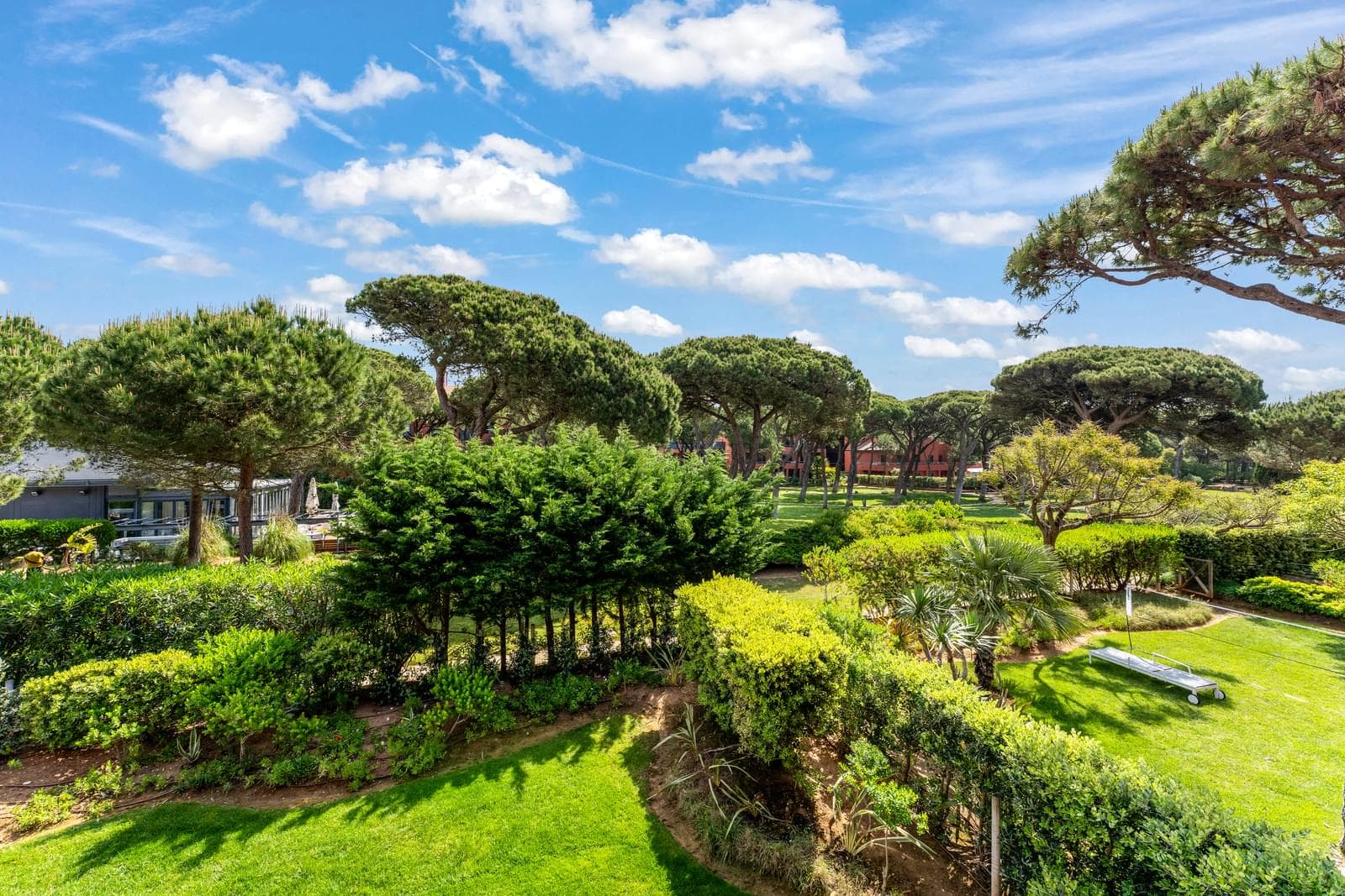 3 Bedroom Duplex with swimming pool, Quinta da Marinha, Cascais - Image 29