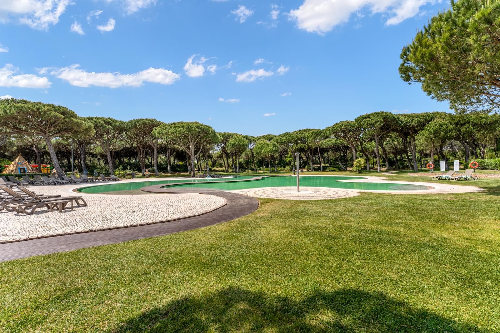 3 Bedroom Duplex with swimming pool, Quinta da Marinha, Cascais - Image 31