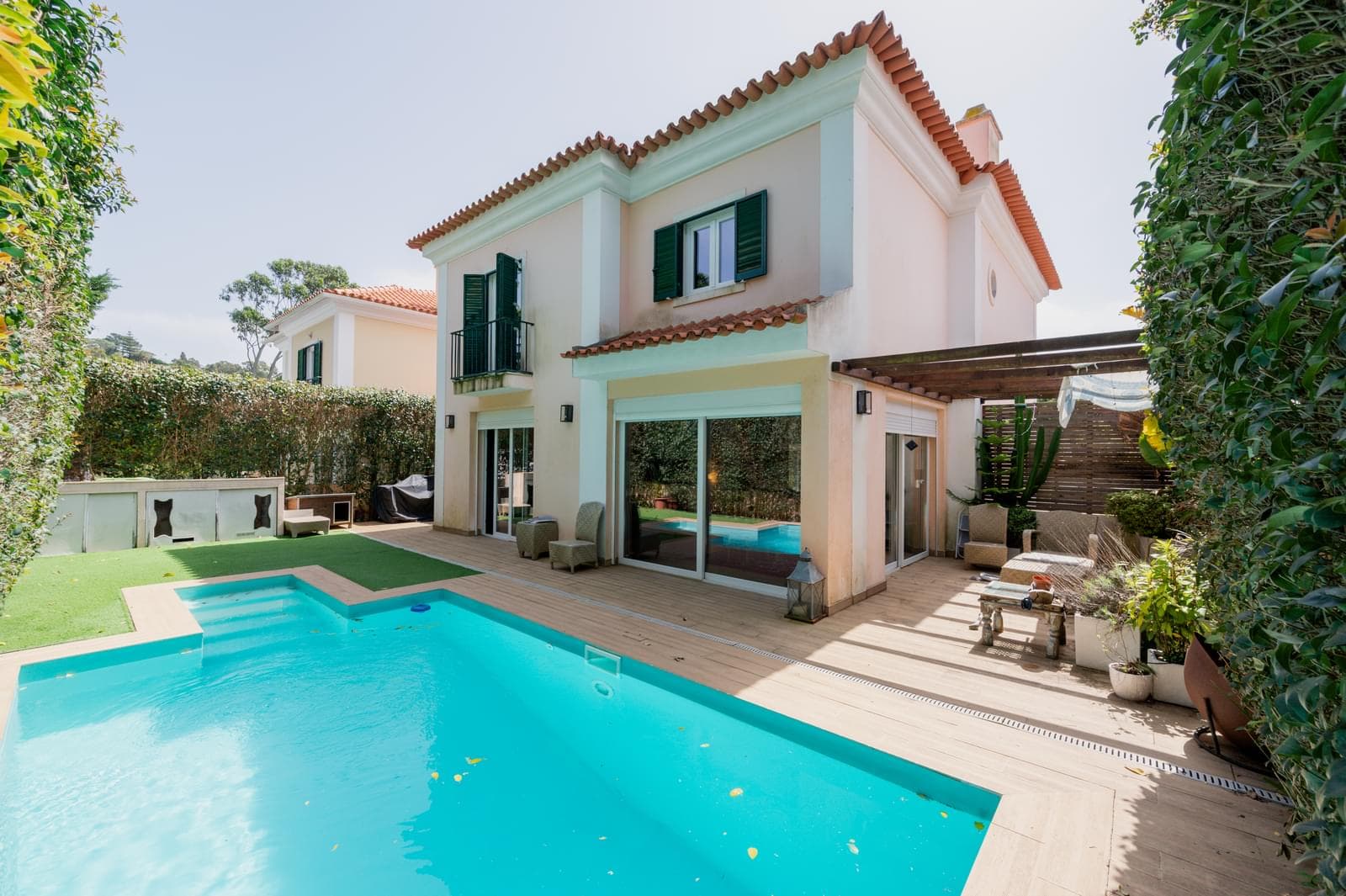 Moradia T3 com piscina, Estoril, Cascais - Imagem 1