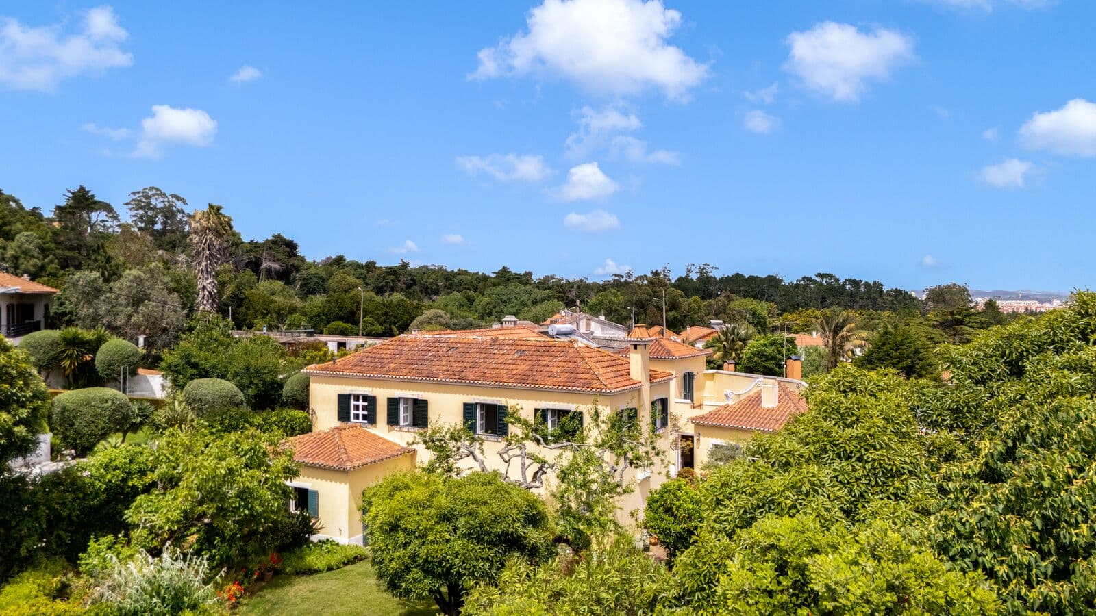Moradia Isolada T6 + 2 com piscina, Ranholas, Sintra - Imagem 25