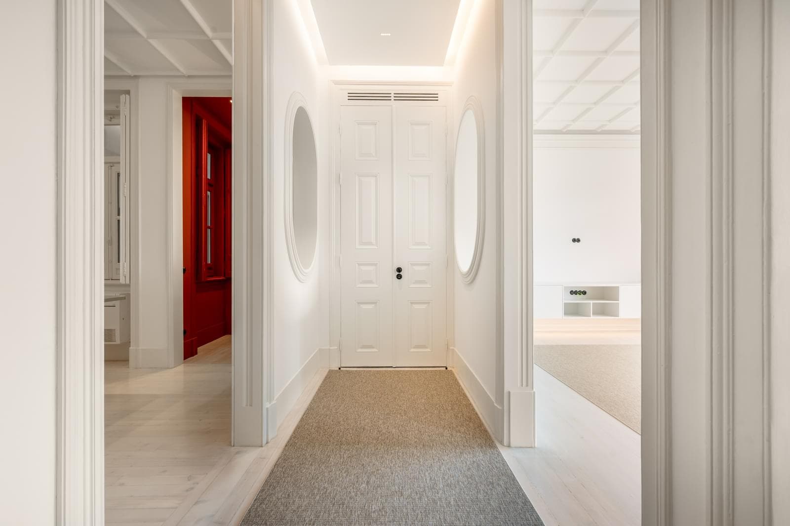 4 Bedroom Apartment with parking, Marquês de Pombal, Lisboa - Image 2