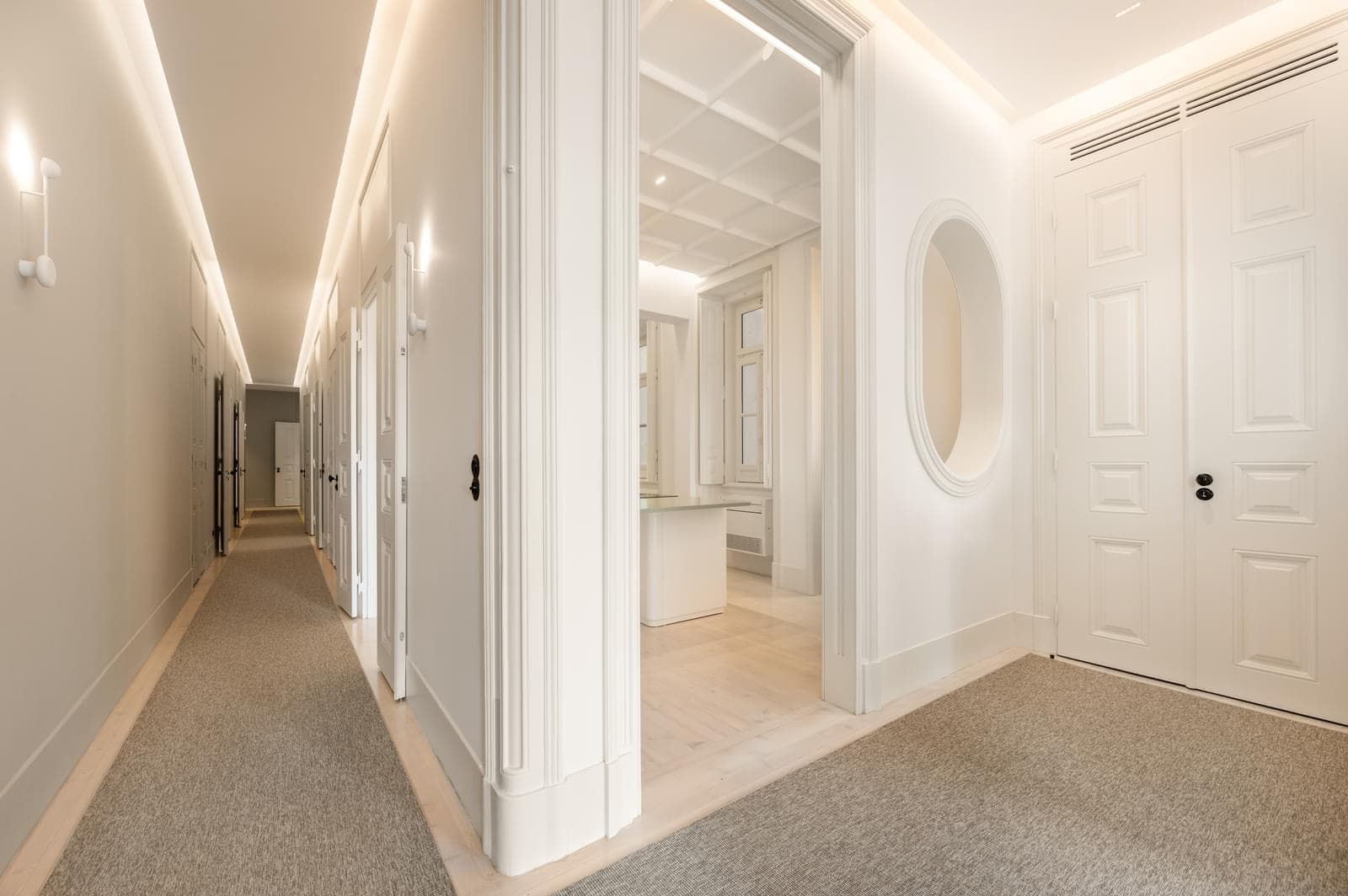 4 Bedroom Apartment with parking, Marquês de Pombal, Lisboa - Image 19