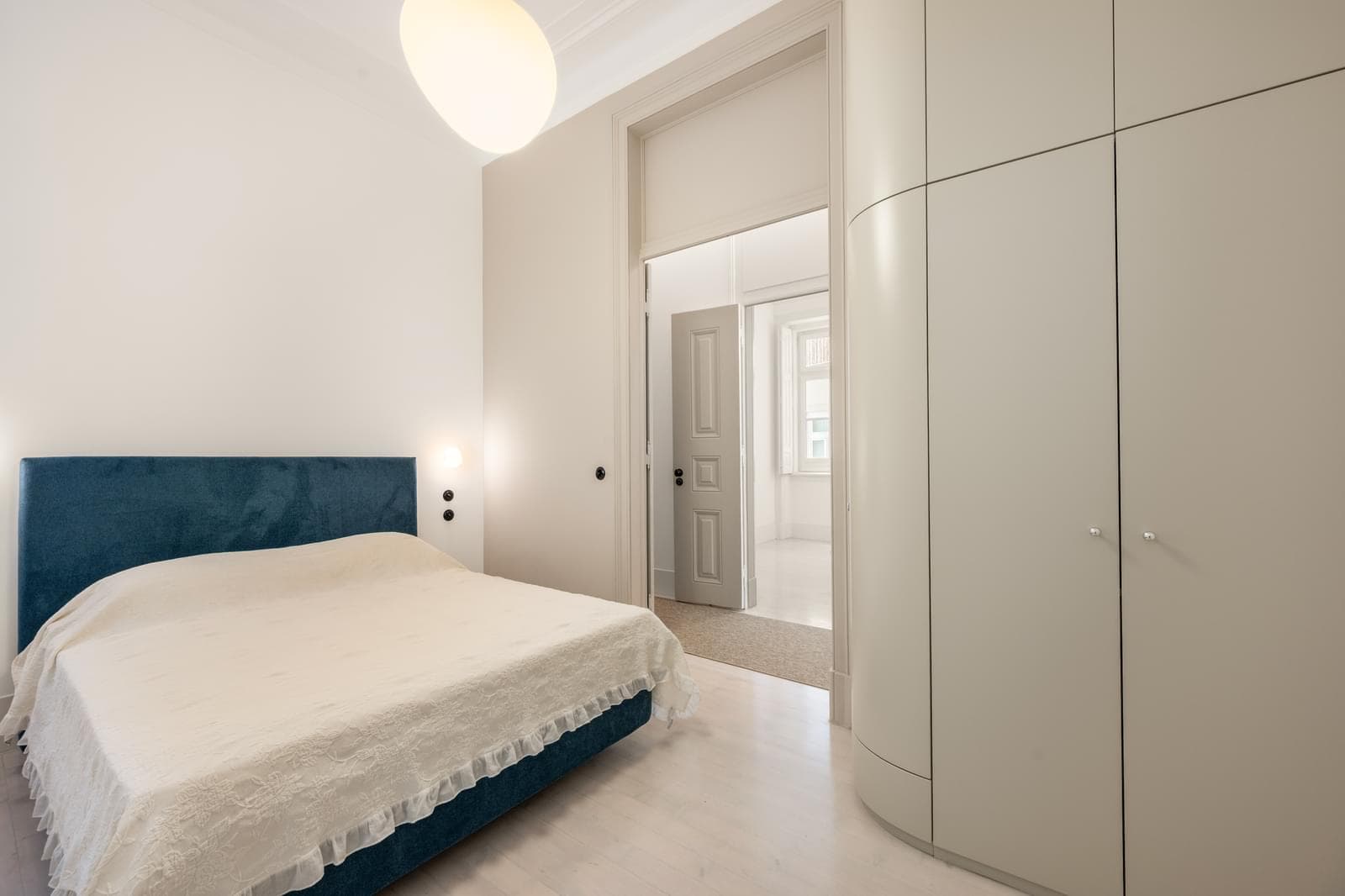 4 Bedroom Apartment with parking, Marquês de Pombal, Lisboa - Image 25