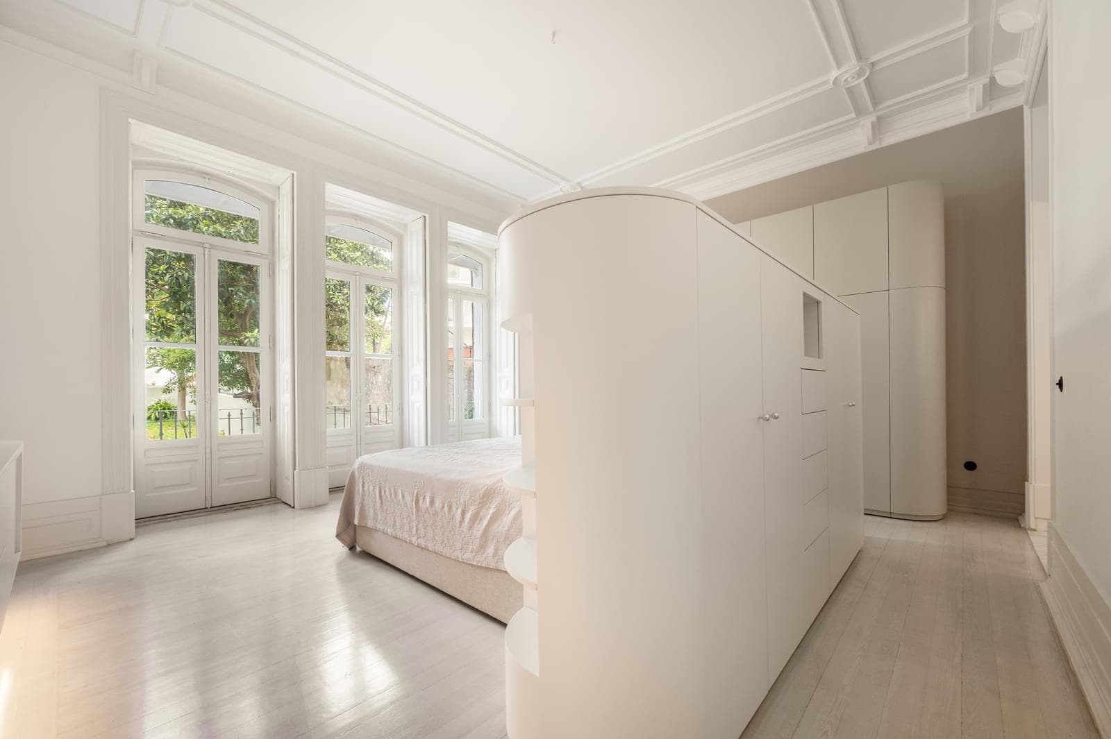 4 Bedroom Apartment with parking, Marquês de Pombal, Lisboa - Image 37