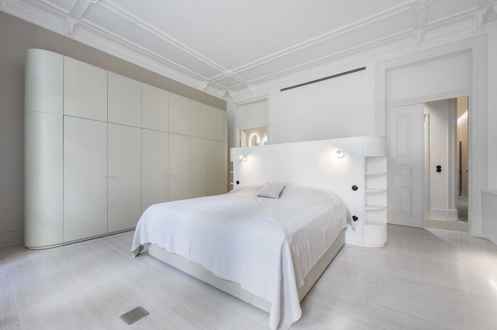 4 Bedroom Apartment with parking, Marquês de Pombal, Lisboa - Image 38