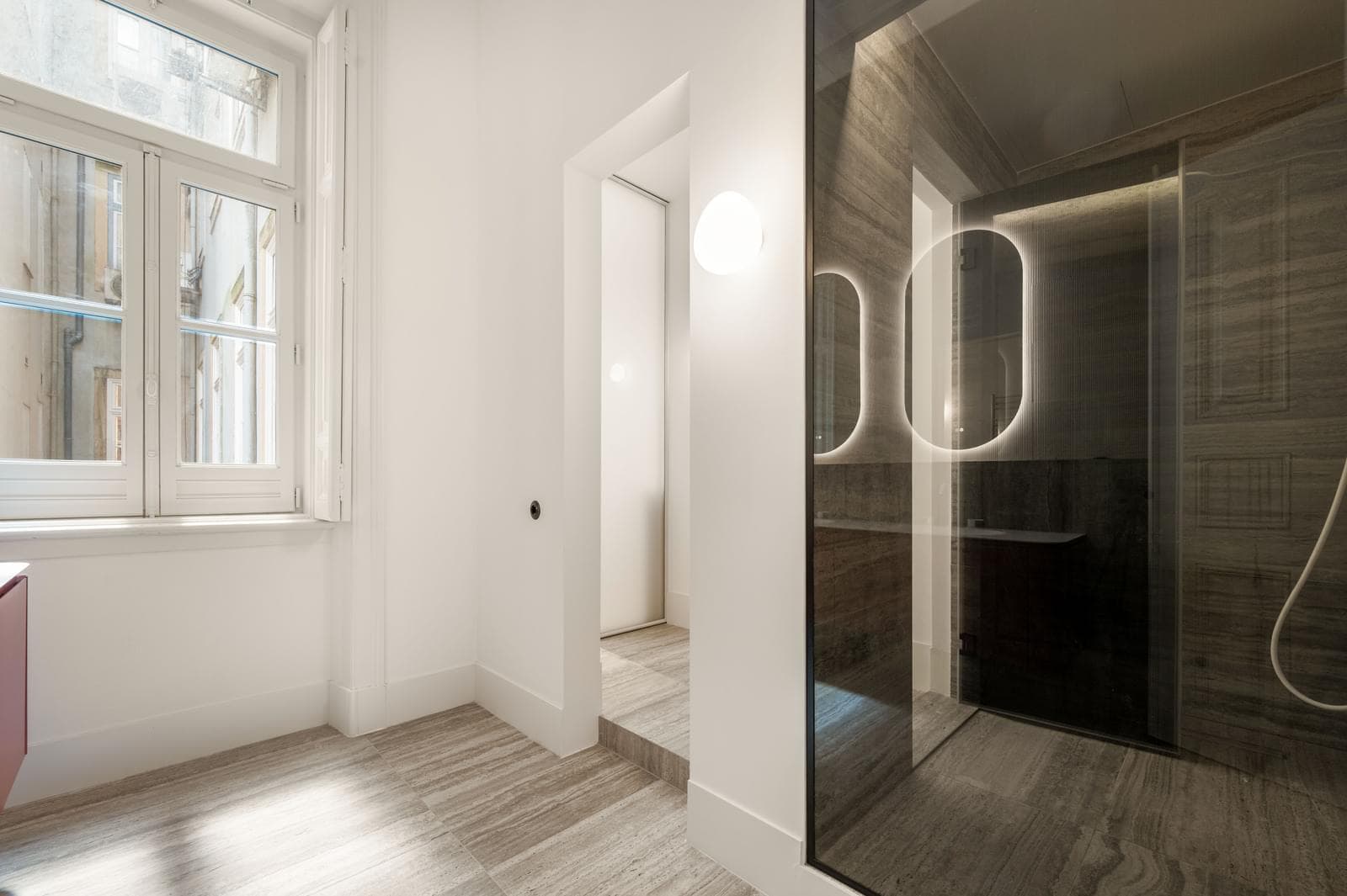 4 Bedroom Apartment with parking, Marquês de Pombal, Lisboa - Image 45