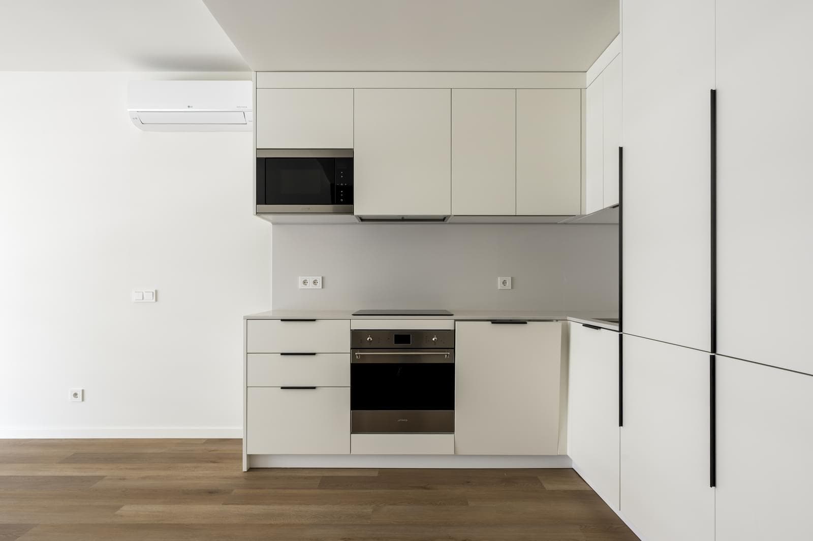 Apartamento T2 com estacionamento, Miraflores, Oeiras - Imagem 3