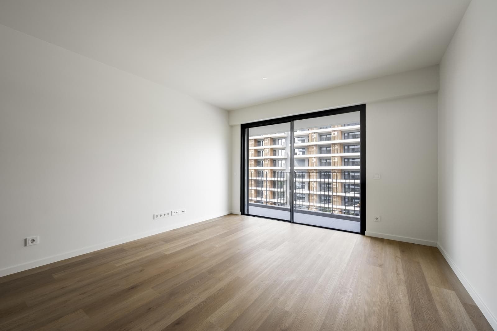 Apartamento T2 com estacionamento, Miraflores, Oeiras - Imagem 9