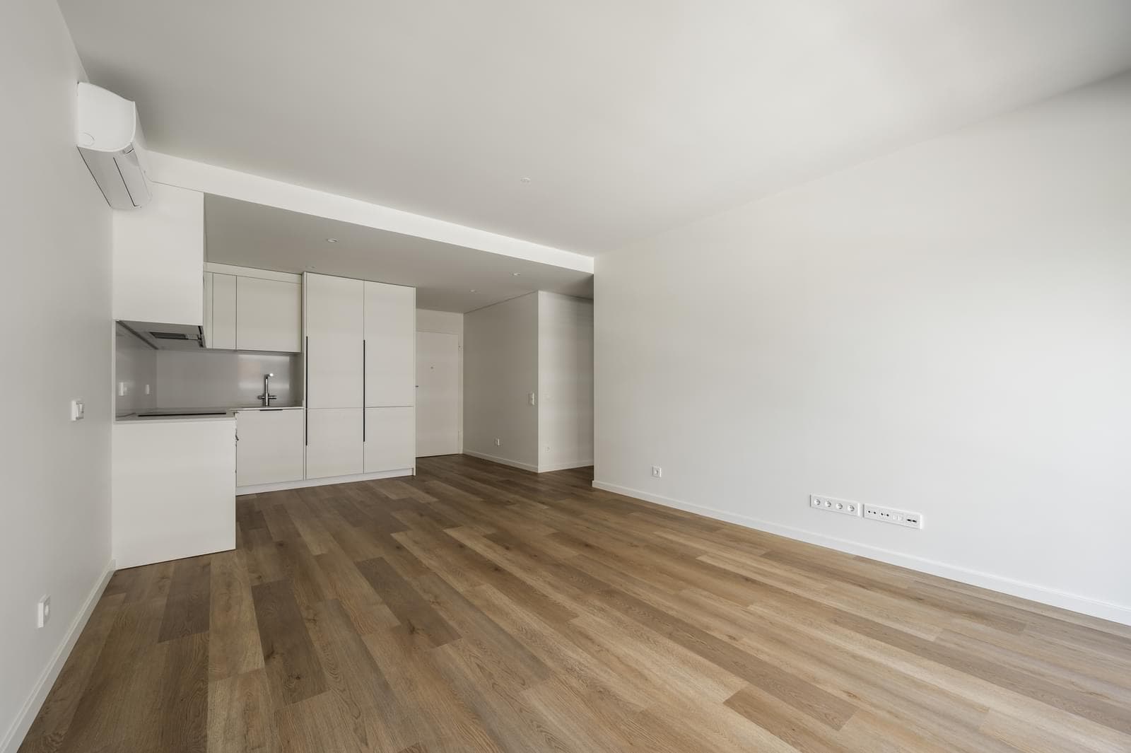Apartamento T2 com estacionamento, Miraflores, Oeiras - Imagem 8