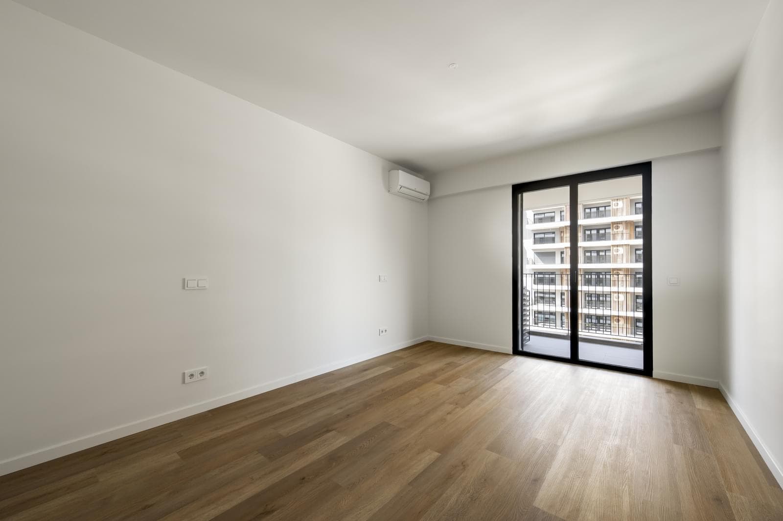 Apartamento T2 com estacionamento, Miraflores, Oeiras - Imagem 14