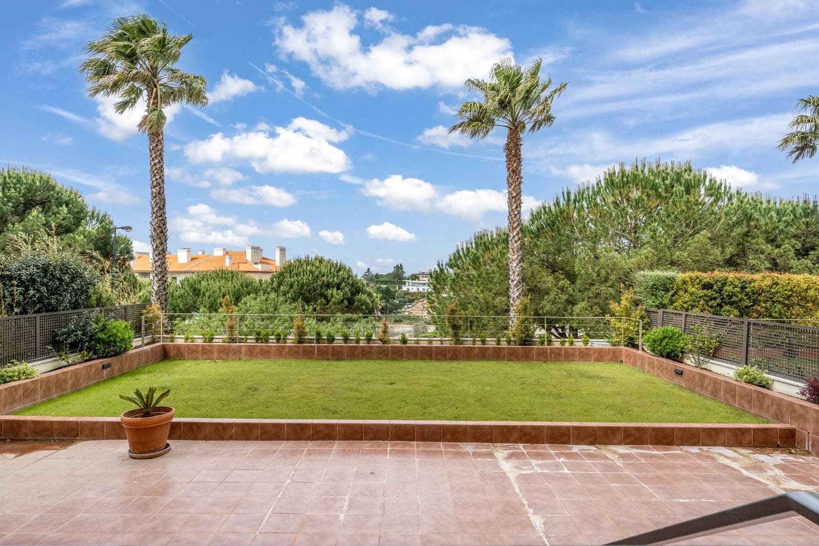 Apartamento T3 com jardim, Belas Clube de Campo, Sintra - Imagem 11