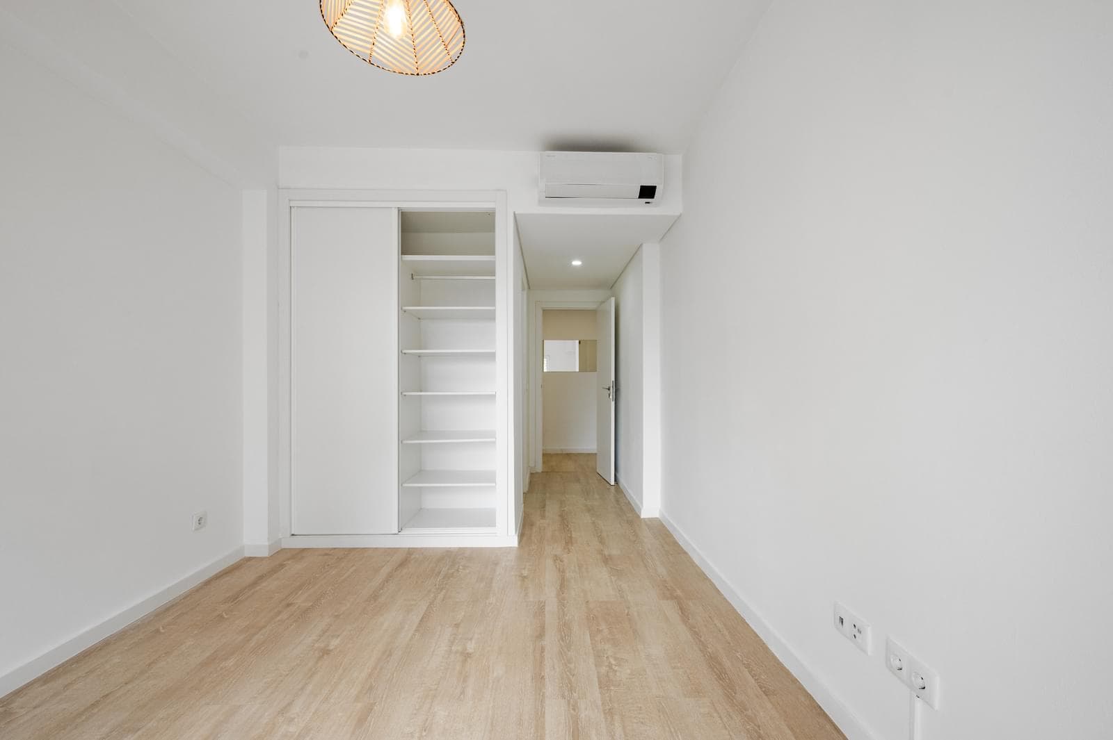 Apartamento T4 com varanda, Paço de Arcos, Oeiras - Imagem 23