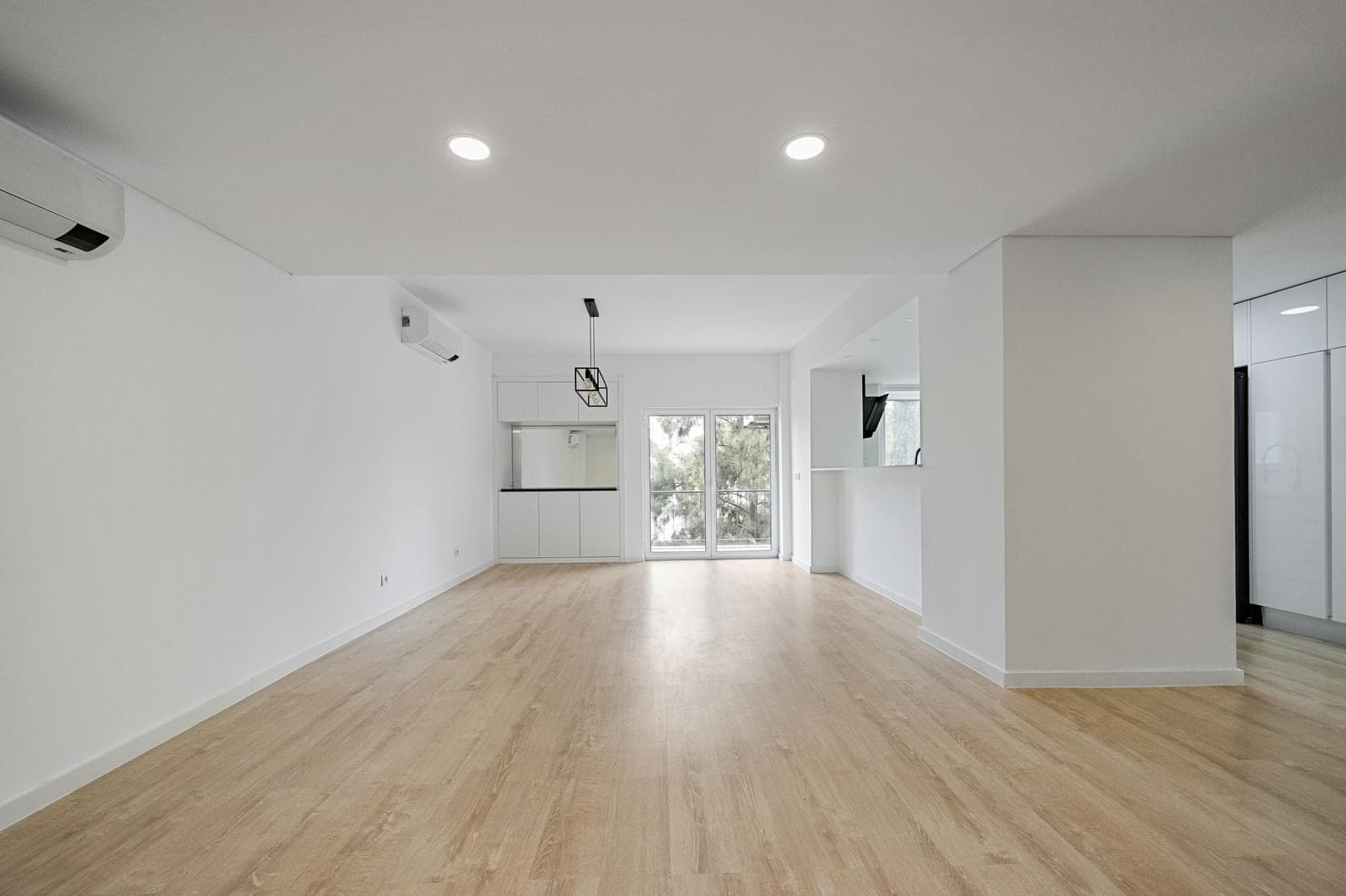 Apartamento T4 com varanda, Paço de Arcos, Oeiras - Imagem 3