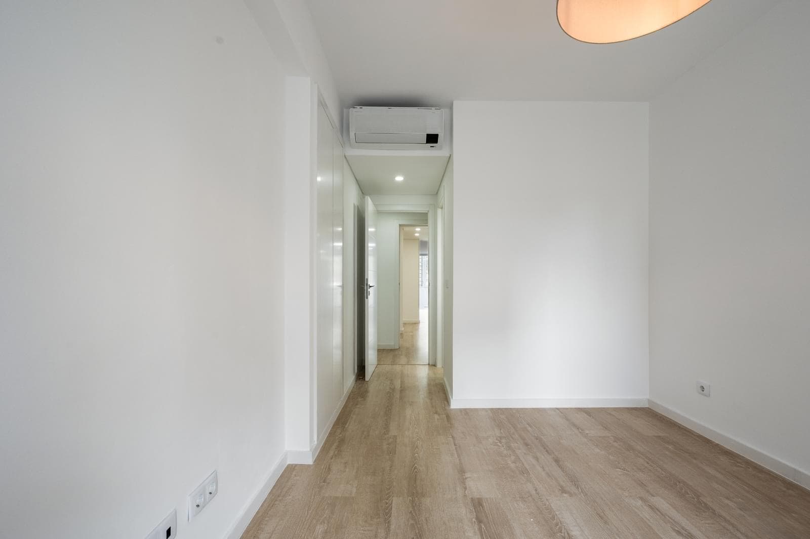Apartamento T4 com varanda, Paço de Arcos, Oeiras - Imagem 22