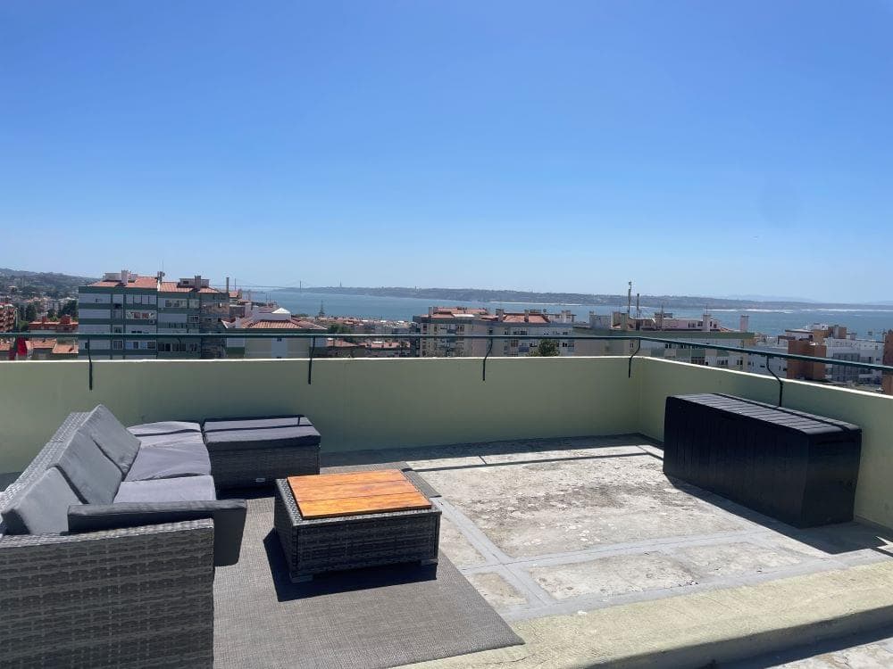 2 Bedroom Apartment with a view, Oeiras Centro, Oeiras - Image 24