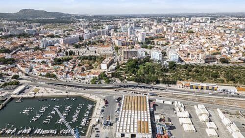 PF40513 - Triplex T4 com vista, Setubal - Imagem 45