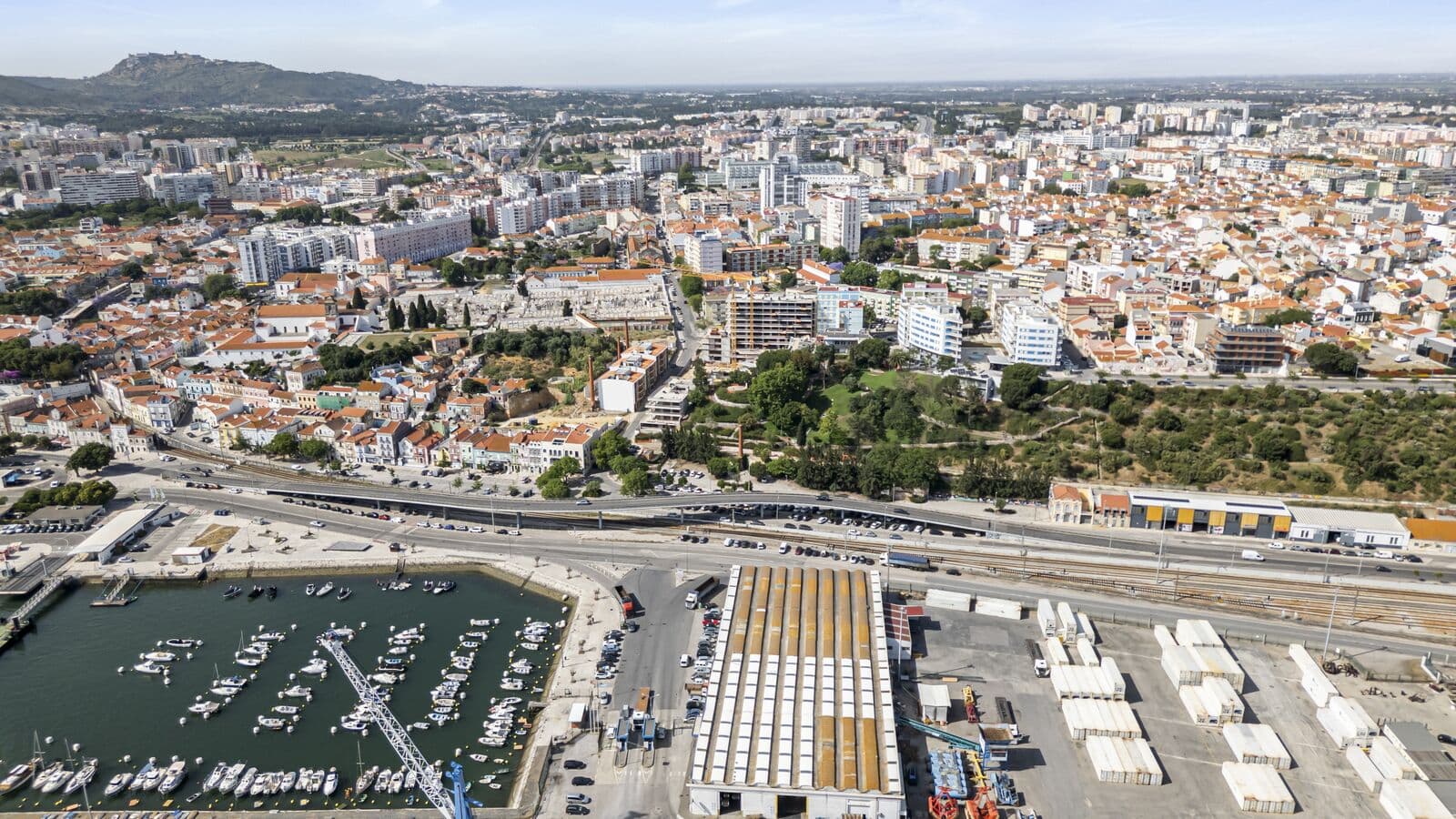 Apartamento T2 + 1 com 200m2 - Imagem 46