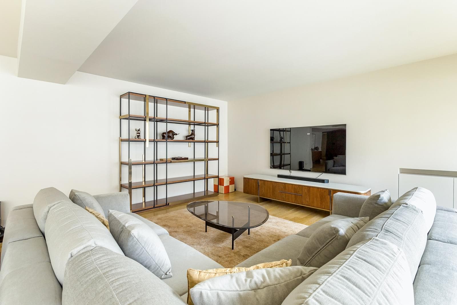 Apartamento T3 com vista, Duque de Loulé, Lisboa - Imagem 2