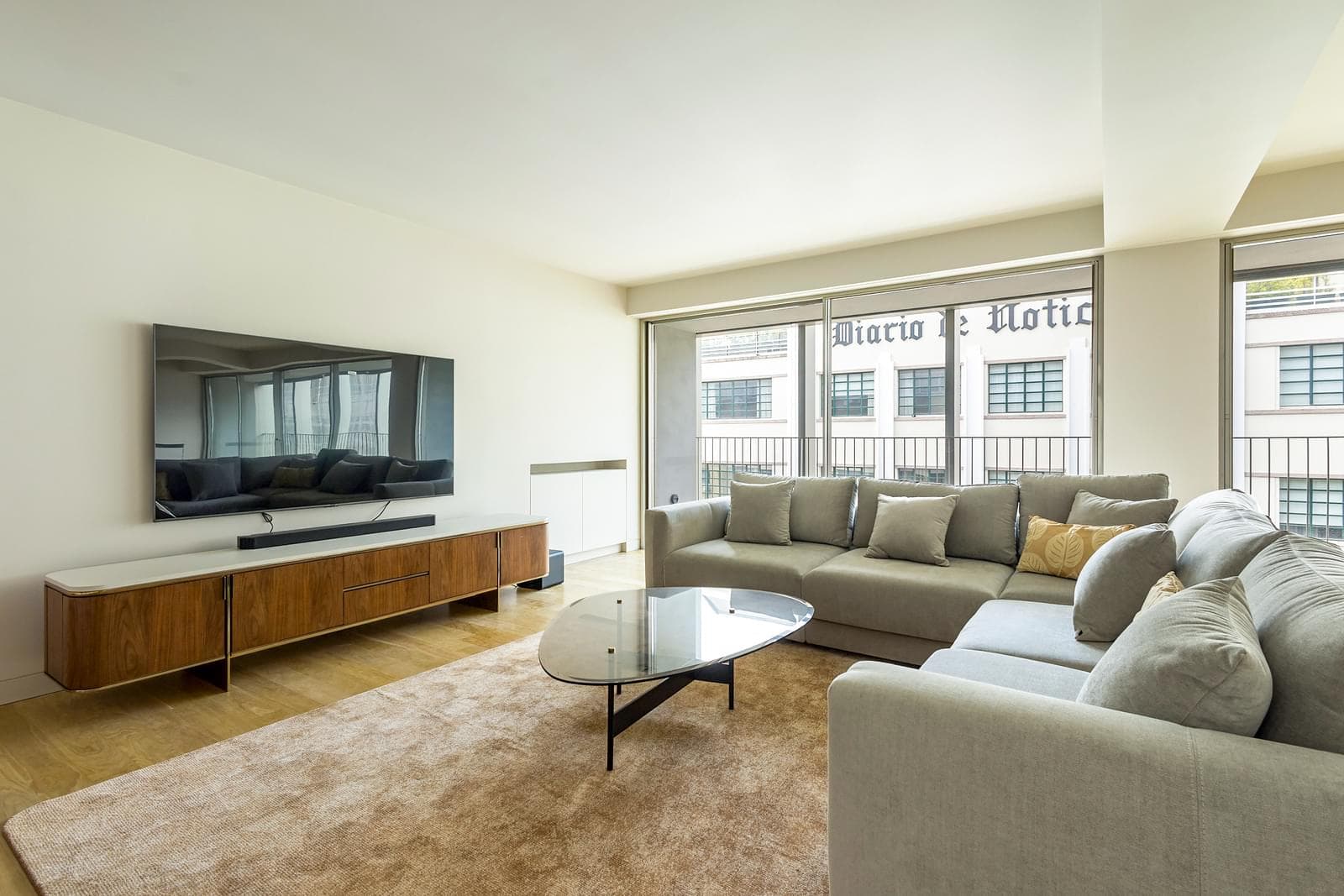 Apartamento T3 com vista, Duque de Loulé, Lisboa - Imagem 3