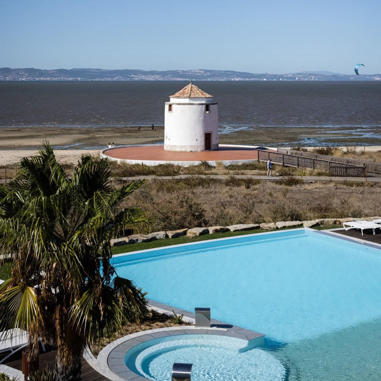 Penthouse T3 com piscina, Alcochete - Imagem 33