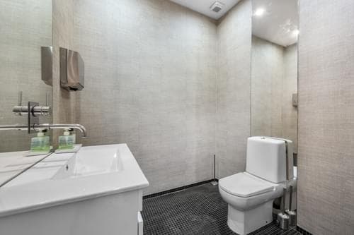 PF40777 - Bureau, Avenida da Liberdade, Lisboa - Image 21