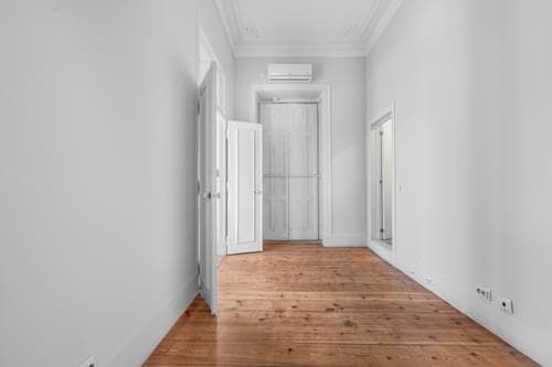 PF40777 - Bureau, Avenida da Liberdade, Lisboa - Image 4
