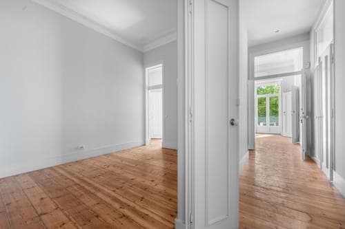 PF40777 - Bureau, Avenida da Liberdade, Lisboa - Image 8