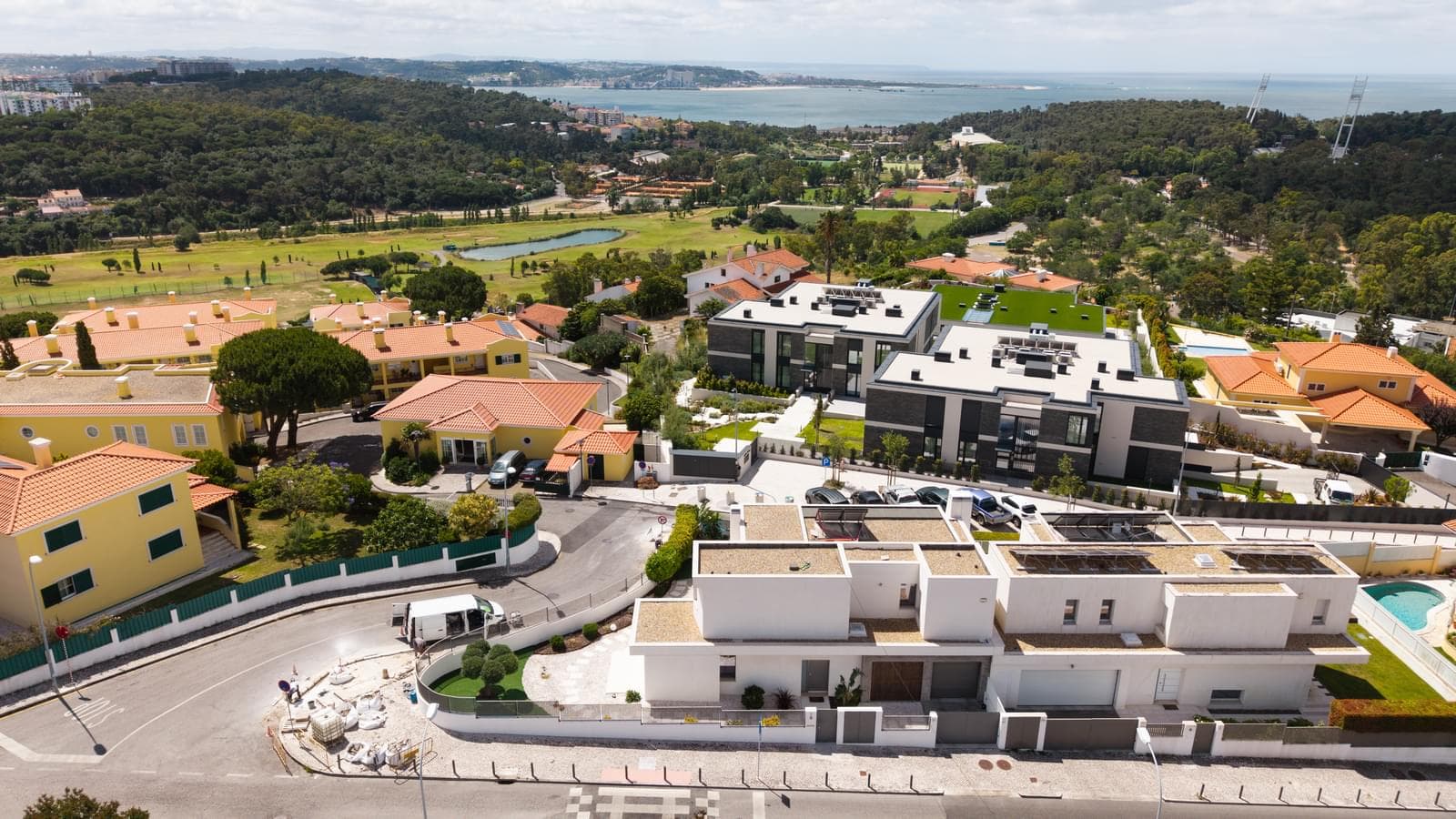 Moradia Geminada T4 com vista, Nova Queijas, Oeiras - Imagem 33
