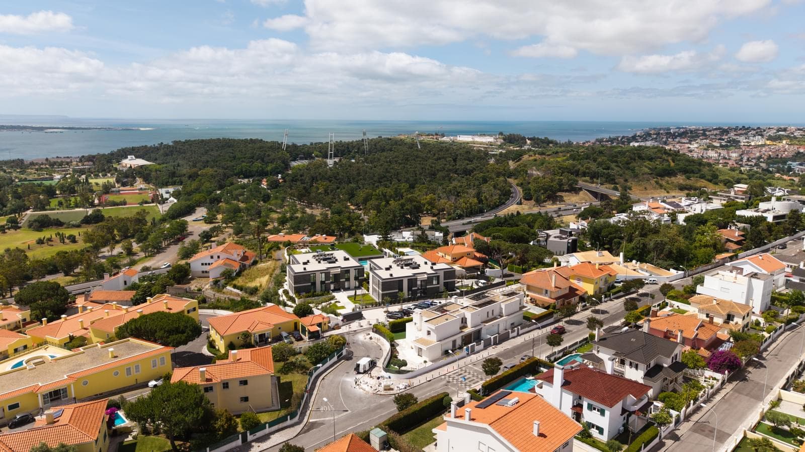 Moradia Geminada T4 com vista, Nova Queijas, Oeiras - Imagem 34