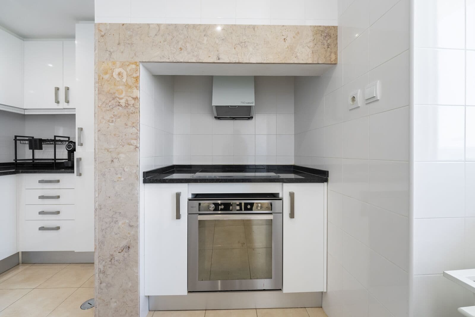 Apartamento T1 com vista, Santos, Lisboa - Imagem 13