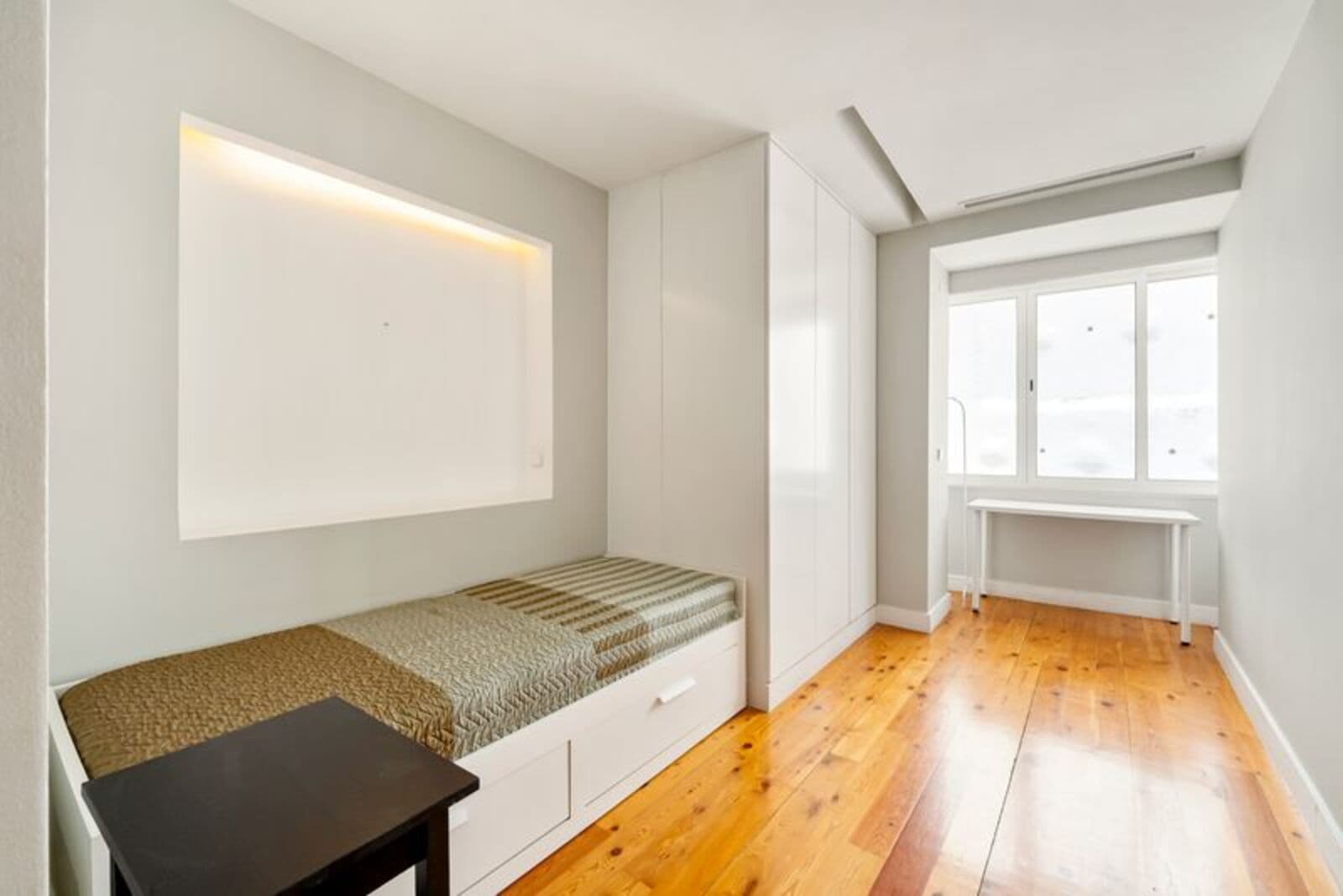 Duplex 4 pièces avec vue, Santos-o-Velho, Lisboa - Image 17
