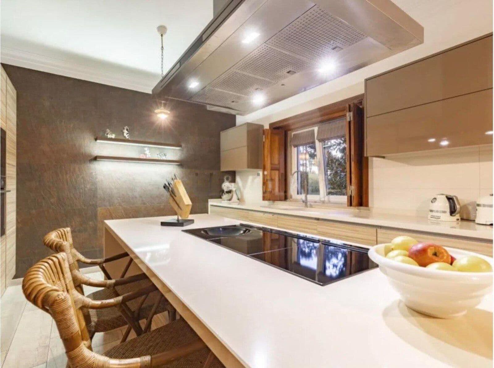 Maison normal 6 + 5 pièces avec piscine, Aroeira, Almada - Image 16