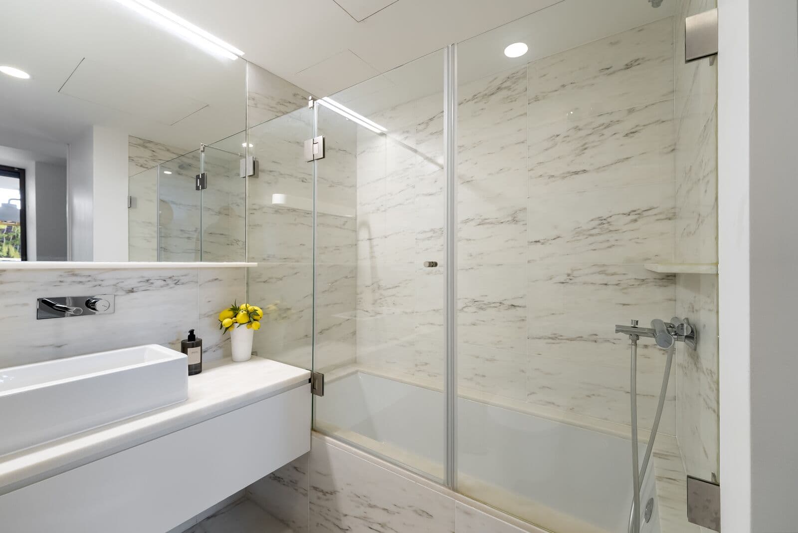 Apartamento T3 com piscina, Campo Mártires da Pátria, Lisboa - Imagem 11
