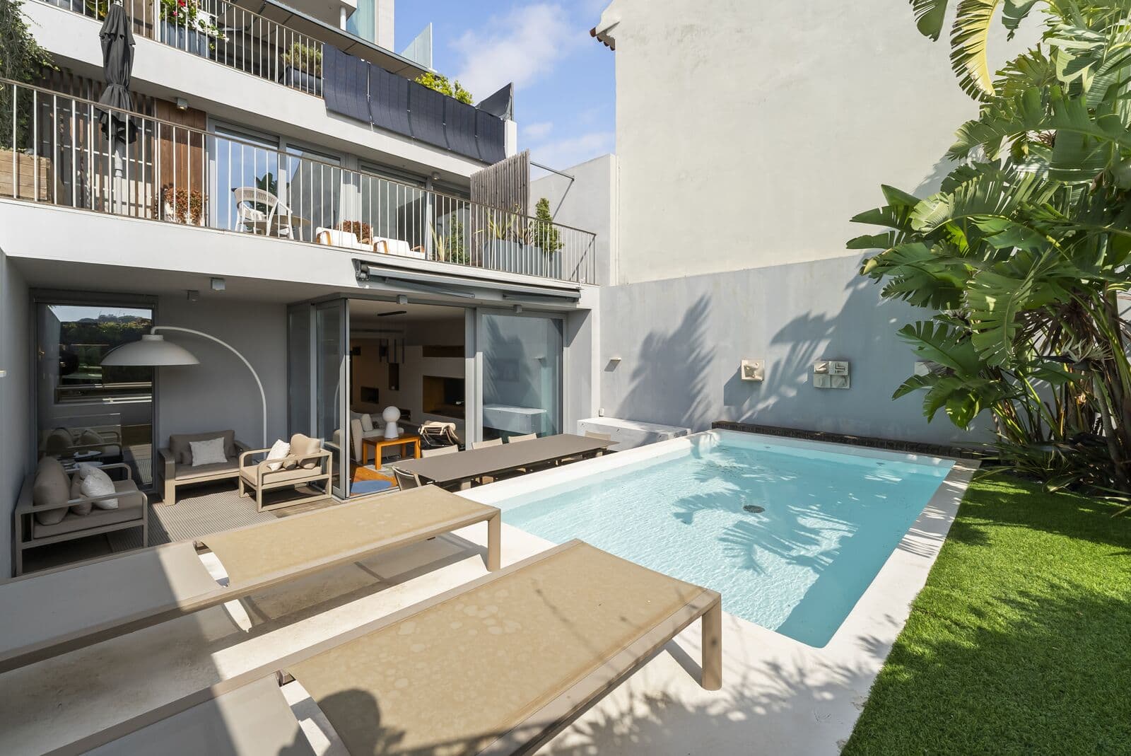 Apartamento T3 com piscina, Campo Mártires da Pátria, Lisboa - Imagem 1