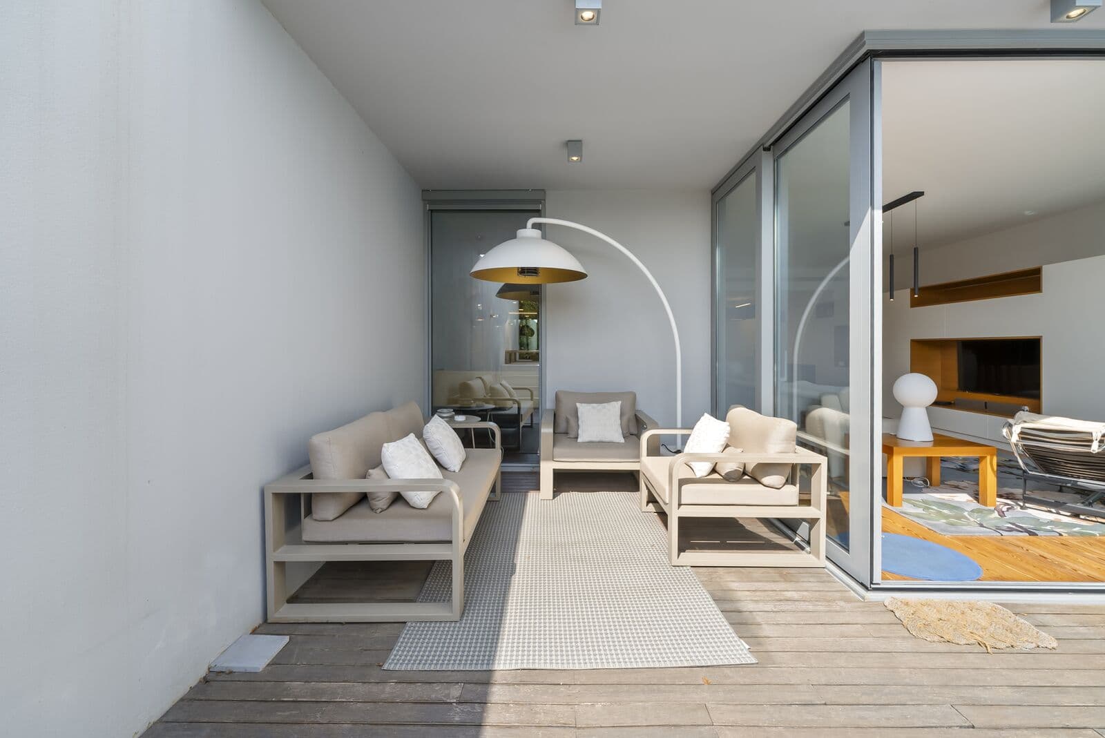 Apartamento T3 com piscina, Campo Mártires da Pátria, Lisboa - Imagem 8